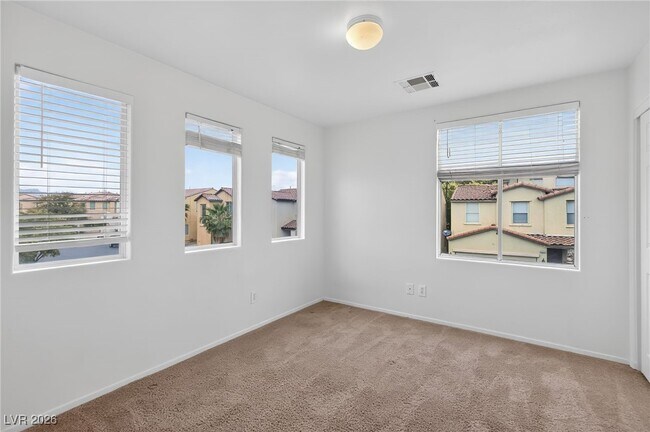 Building Photo - 8038 Kings Ransom St