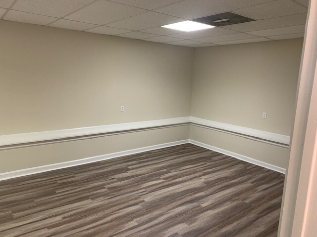 Building Photo - 5 Villa Rosa Ct