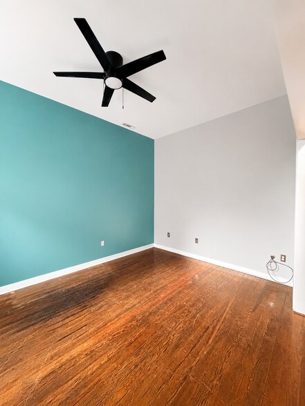 Building Photo - 412 N 27th St