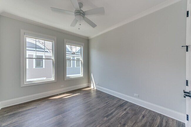 Building Photo - 1165 S Eldridge Ln