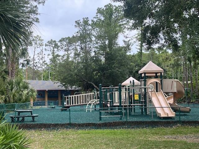 Building Photo - 29 Winding Creek Way