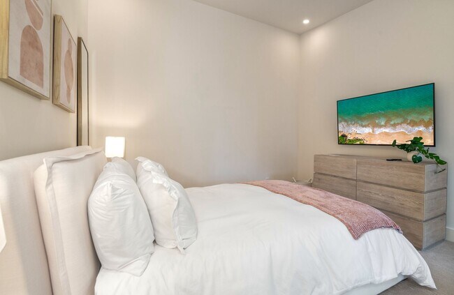 Building Photo - Beautiful Fully Furnished, 3 Bed/3 Bath Makali'i at Wailea Townhome with Infinity Pool