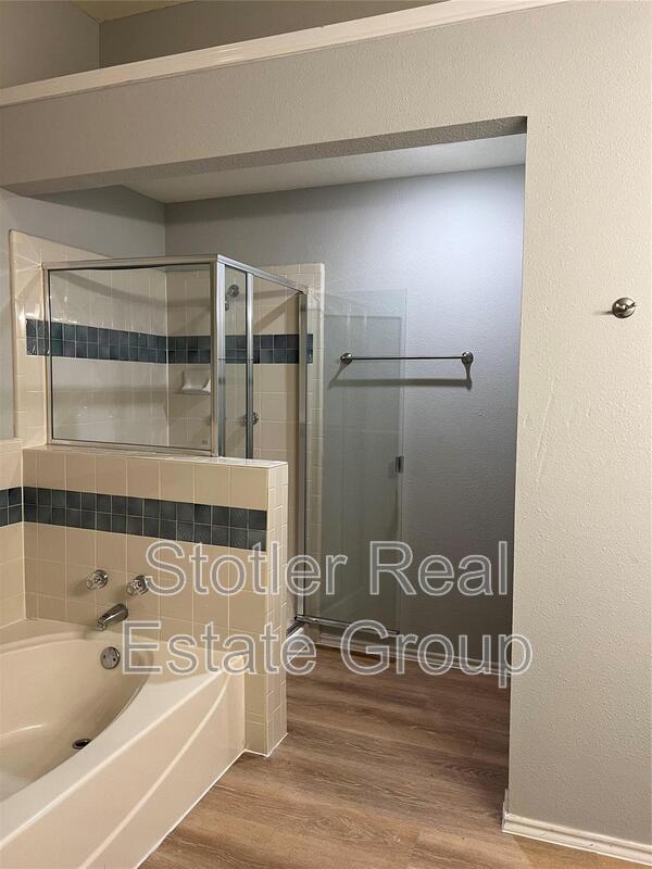 Building Photo - 829 Ash Grove Ln
