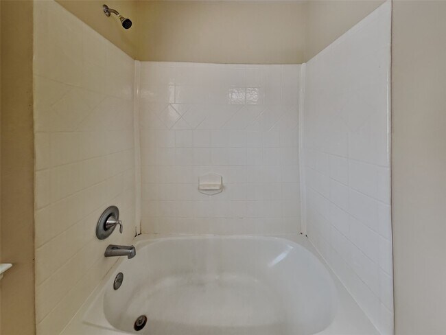 Building Photo - 21349 Thurston Crossing Dr