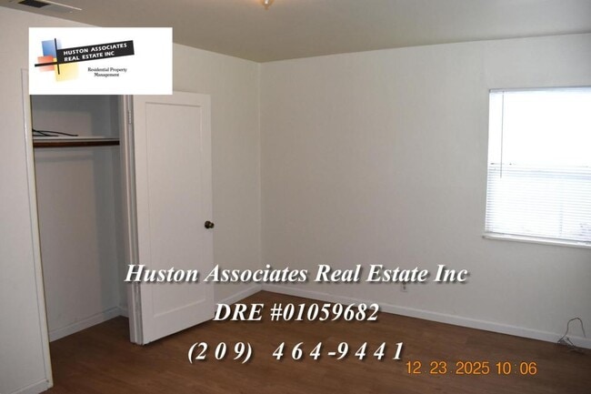 Building Photo - 1714 Del Rio Dr