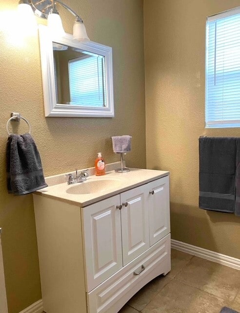 Building Photo - 1500 Oleander Dr