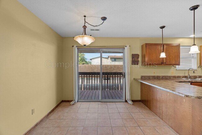 Building Photo - 254 Carmel Woods Dr