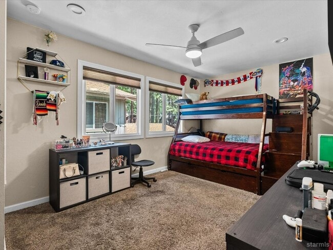 Building Photo - Nicely updated duplex 2Bd unit available s...