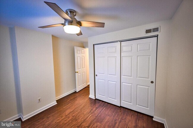 Building Photo - 1601 Marshall St