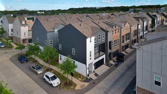 Building Photo - 2654 Carolwood Ln