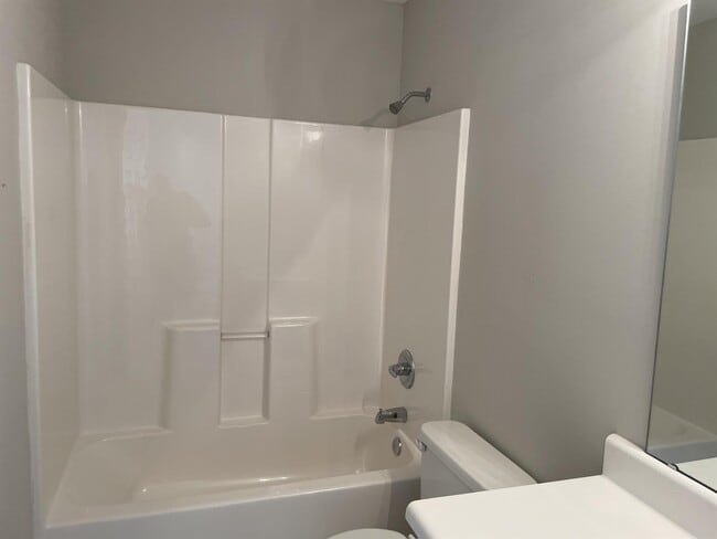 Building Photo - 153 Danesway Dr