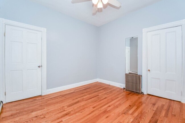 Building Photo - 86 Edwards St