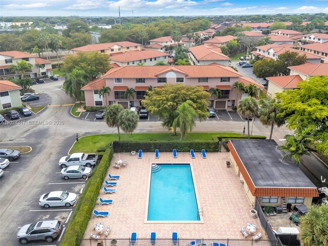 Building Photo - 9728 Hammocks Blvd