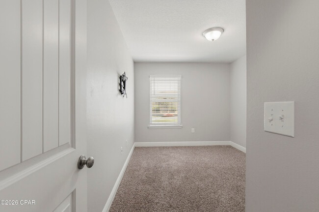 Building Photo - 7450 Shadow Lake Dr