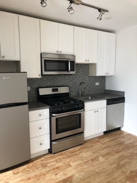 Building Photo - 0 bedroom in Logan Square IL 60647