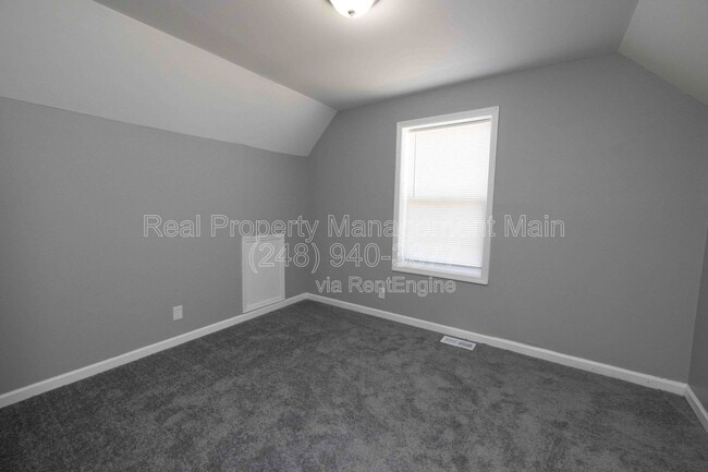 Building Photo - 3354 25th St