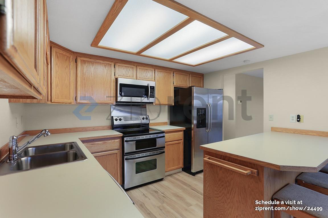 Building Photo - 31080 State Rte 20