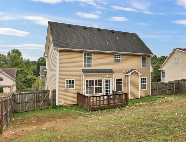 Building Photo - 1109 Ishee Dr