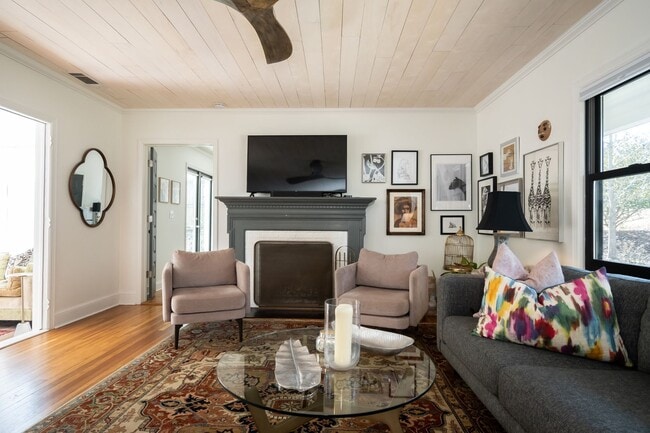 Building Photo - 119 Fortson Cir