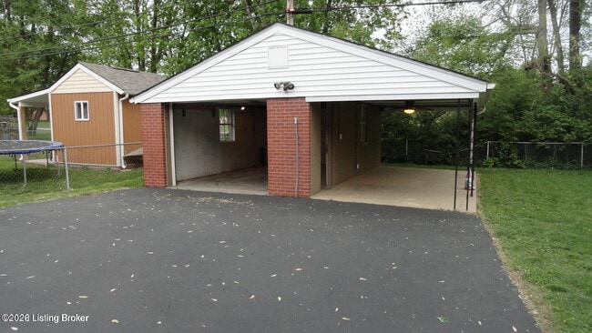 Building Photo - 4202 Berkshire Ave