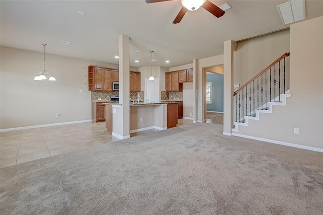 Building Photo - 18211 Cimmaron Oak Ln