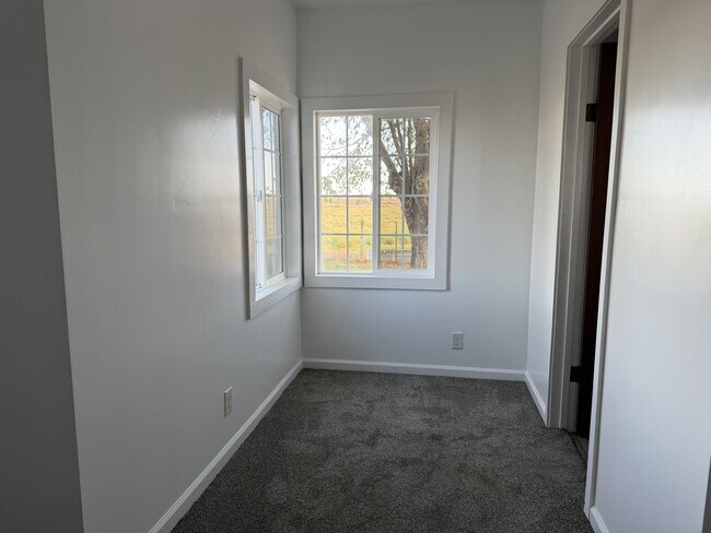 Building Photo - 3994 Erle Rd
