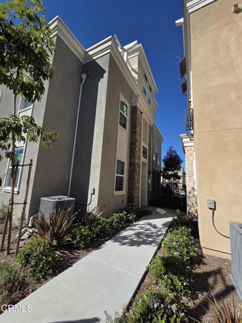 Building Photo - 711 Winchester Dr