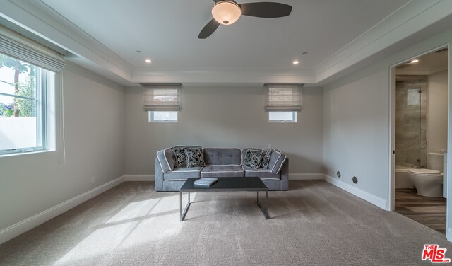 Building Photo - 810 S Catalina Ave