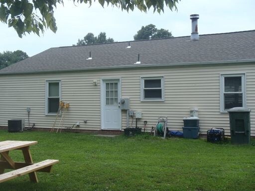 Building Photo - Open Floor Plan Ranch w/Large Fenced Yard