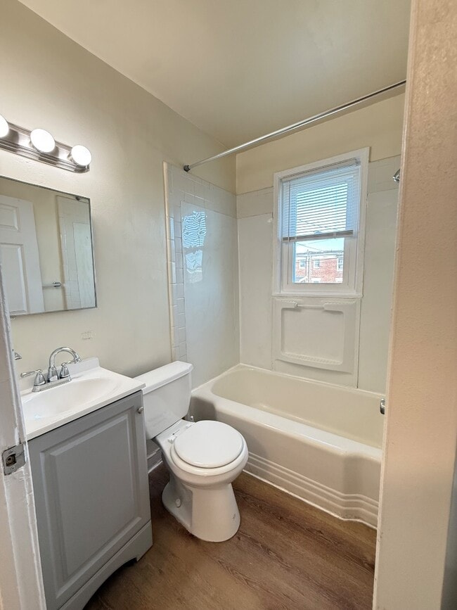 Building Photo - 7521 Lange St