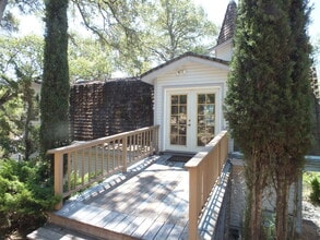 Building Photo - 1 BR Granny Cottage in Cameron Estates