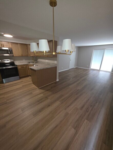 Building Photo - 6704 W 64th Pl
