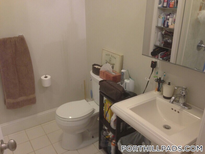 Building Photo - 8 Alvah Kittredge Park