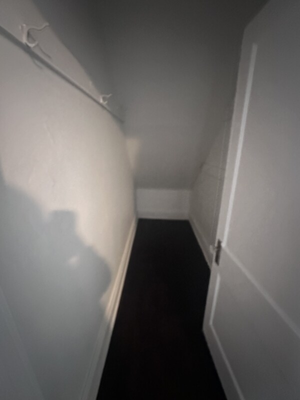 Building Photo - 3229 W 32nd St