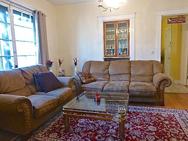 Building Photo - 2 Claflin Rd