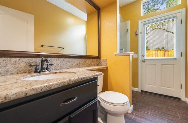 Building Photo - Stunning Folsom Split-Level Home with Pool & 3-Car Garage in Quiet Cul-De-Sac