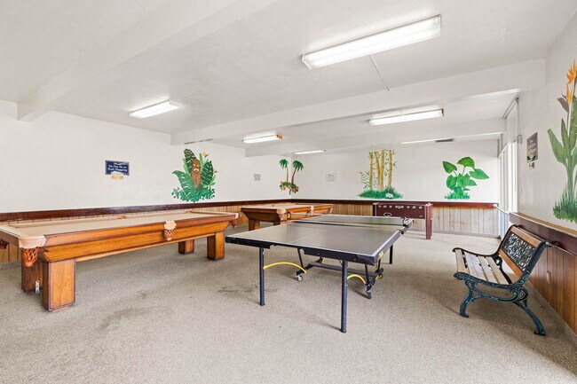 Building Photo - 3050 Rue D’Orleans