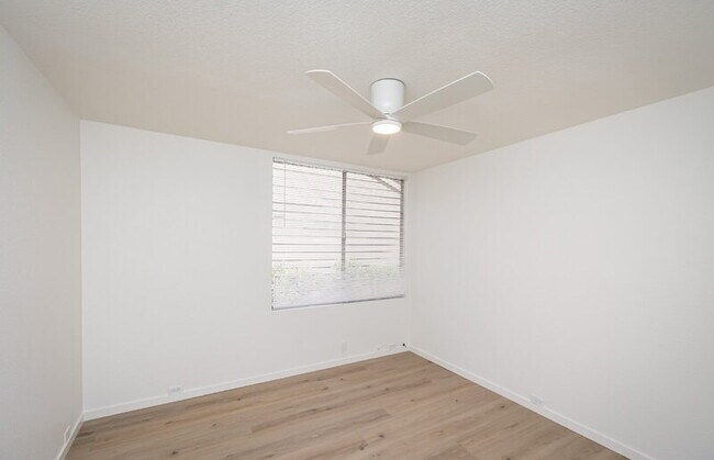 Building Photo - 478 Hartnell Pl
