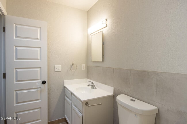 Building Photo - 3311 Catherine Ann Dr