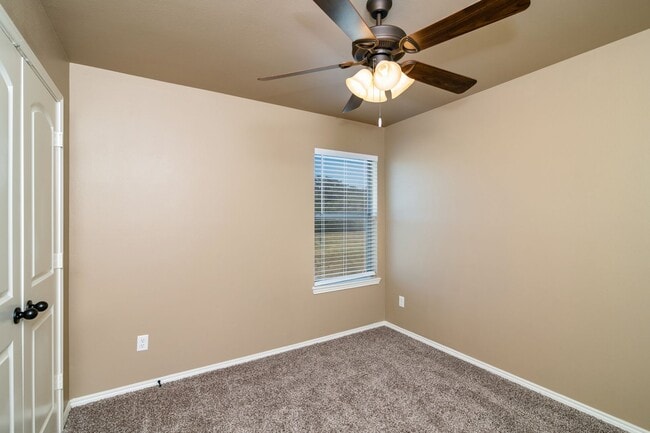 Building Photo - 1430 Piedmont Dr