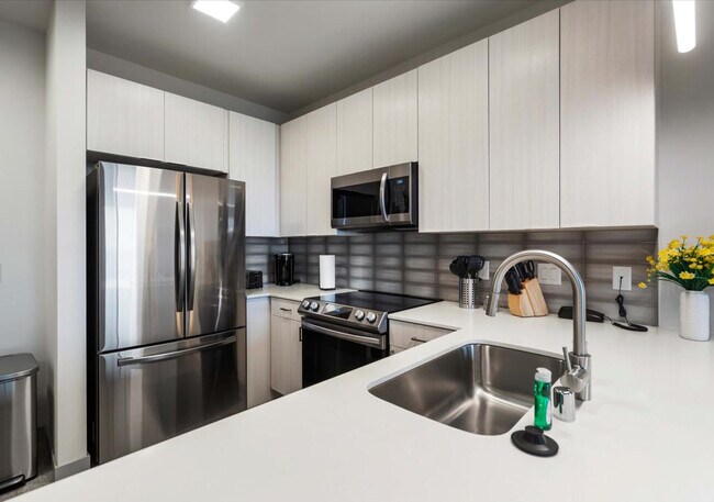 Building Photo - 5022 American Pkwy