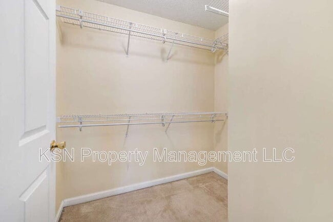 Building Photo - 13 Orchid Ln