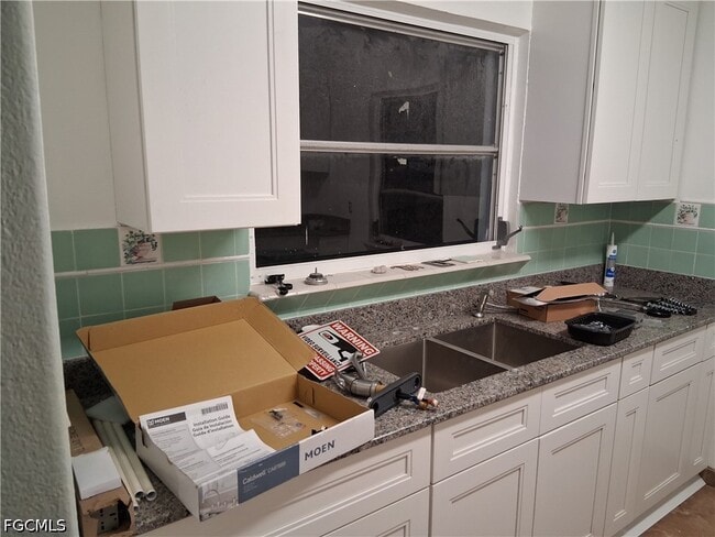 Building Photo - 1260 Joerin Ave