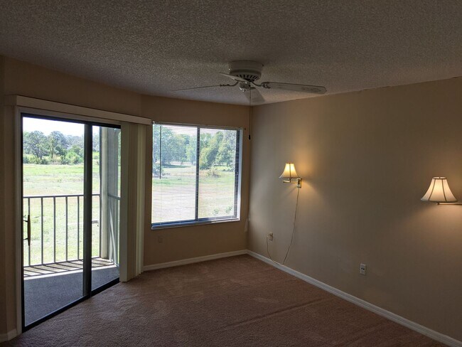 Building Photo - 3035 Finsterwald Dr