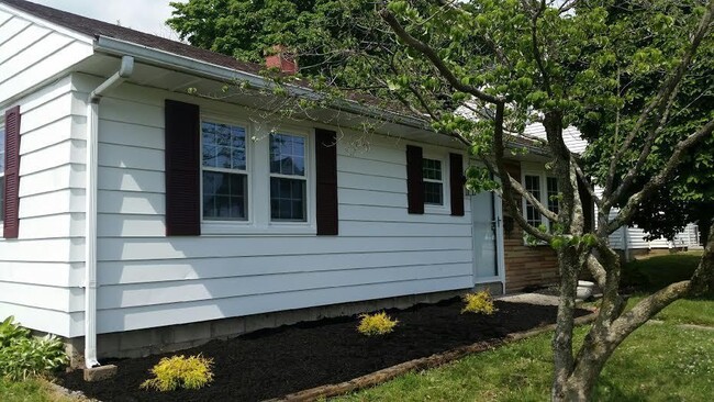 Primary Photo - 306 E Liberty St