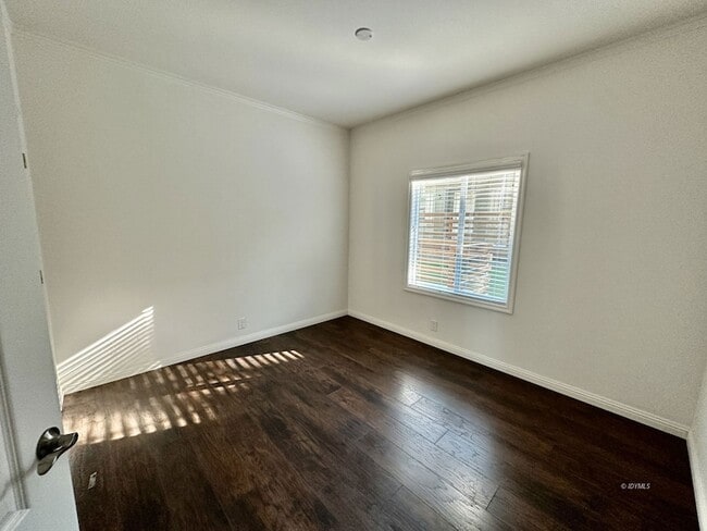 Building Photo - 54327 Pine Crest Ave
