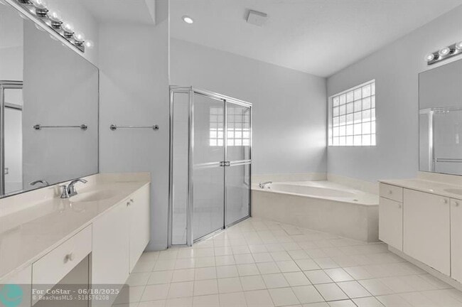 Building Photo - 9631 Orchid Grove Trail