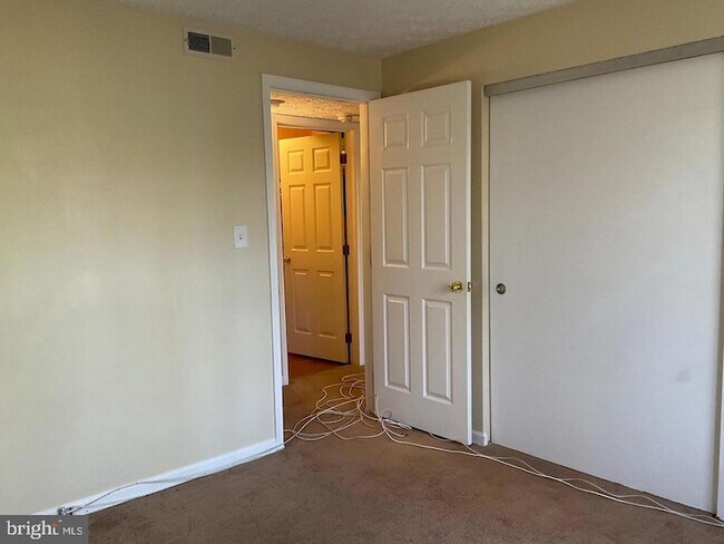 Building Photo - 3502 Lochearn Ct