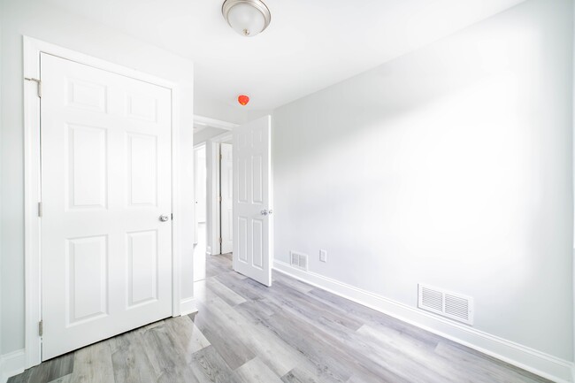 Building Photo - 7412 St Patricia Ct