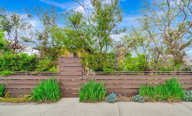 Building Photo - 4034- 4036 Higuera St